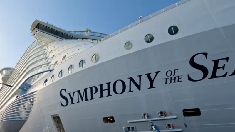 Vista exterior del crucero Symphony of the seas